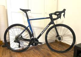 BASSO Astra Disc Di2 2x12sp. Road bike Shimano 105 Di2 disc brake used For Sale