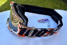 Új 100% Accuri 2 camo, ezüst tükrös lencsés DH/FR szemüveg, védőszemüveg 100% Accuri 2 Eyewear / Sunglasses DH new / not used For Sale