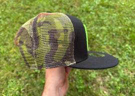 Új Monster Energy fekete/camo hálós sapka, snapback, cap  Monster Energy Helmets / Headwear new / not used For Sale