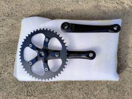 Fixi / Single Speed -négyszögtengelyes hajtómű- 46T / 130BCD / 170mm MAGICBROS Országúti / Gravel / Triatlon Alkatrész, Országúti Hajtásrendszer Shimano 105 taposó nem használt ELADÓ