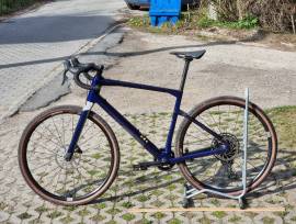 BMC 2022 BMC URS karbon verseny gravel 1*12 elektromos Gravel / CX SRAM Rival eTap AXS disc brake used For Sale