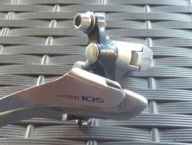 Shimano 105 első váltó bilincses eladó Shimano 105 Road Bike & Gravel Bike & Triathlon Bike Component, Road / Gravel Bike Derailleurs mechanical Shimano 105 used For Sale