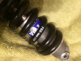 Fox vanila 135mm szemtáv!eladó! Coil Mountain Bike Alkatrész, MTB Villa / Rugóstag rugóstag 80-100 mm használt ELADÓ