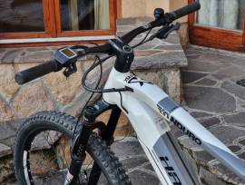 HAIBIKE XDURO 180mm Yari/ Super Deluxe Magura MT5 Bosch-CX Elektromos Mountain Bike 27.5"+ össztelós / fully Bosch SRAM NX használt ELADÓ