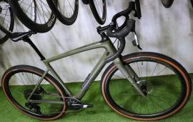 SPECIALIZED DIVERGE CARBON AXS GRAVEL Gravel / CX tárcsafék nem használt ELADÓ