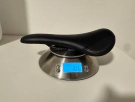 Mcfk carbon nyereg Carbon Leathersaddle Road Bike & Gravel Bike & Triathlon Bike Component, Road Bike Saddles & Seat Posts new / not used For Sale