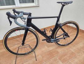 CANYON Aeroad CF SL7 Országúti Shimano Ultegra patkófék használt ELADÓ