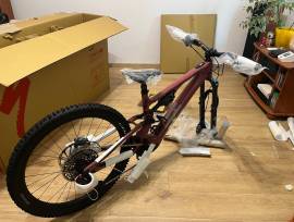 SPECIALIZED LEVO SL 2 COMP CARBON Electric Mountain Bike 29" front 27.5" back (Mullet) dual suspension Mahle new / not used For Sale