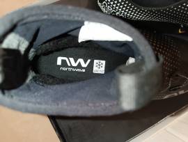 Northwave téli kerékpáros cipő Northwave Road Celsius R Arctic GTX Cipő / Zokni / Kamásli 45 Országúti, Téli használt férfi/unisex ELADÓ
