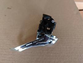 Shimano 105 FD-R7000 bilincses első váltó FD-R7000 Országúti / Gravel / Triatlon Alkatrész, Országúti / Gravel Váltó / Váltórendszer / DI2 mechanikus Shimano 105 használt ELADÓ