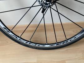 Fulcrum Racing zero kerékszett Fulcrum Racing Zero Országúti / Gravel / Triatlon Alkatrész, Országúti  Kerék / Felni / Gumi 700c (622) használt ELADÓ