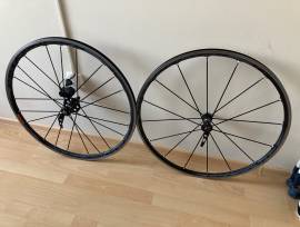 Fulcrum Racing Zero kerékszett Fulcrum Racing Zero Országúti / Gravel / Triatlon Alkatrész, Országúti  Kerék / Felni / Gumi 700c (622) használt ELADÓ